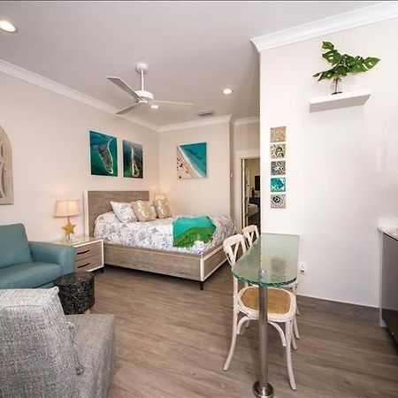 The Rod And Reel Resort Suite 3 Anna Maria Bagian luar foto
